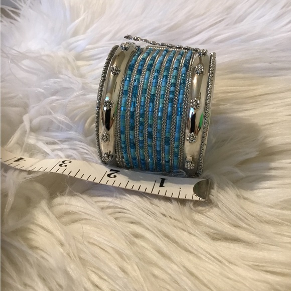 Hinged Silver & Bead Hinged Bangle Bracelet- Size Medium - Picture 11 of 12